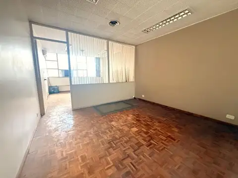 OPORTUNIDAD DE INVERSIÓN - OFICINA EN VENTA SOBRE FLORIDA