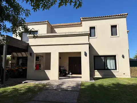 Casa en Alquiler de 4 dormitorios