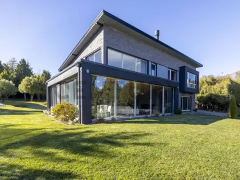 Casa en Alquiler de 4 dormitorios