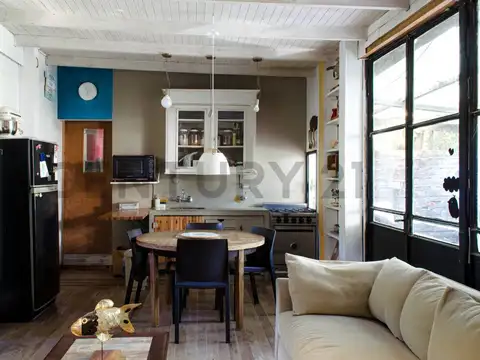 Casa 3 ambientes con 2 baños