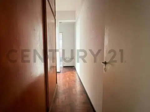 VENTA DEPARTAMENTO 4 AMBIENTES SEMIPISO, APTO PROFESIONAL
