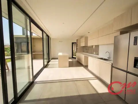 Casa en Venta en Belén de Escobar, USD 320.000