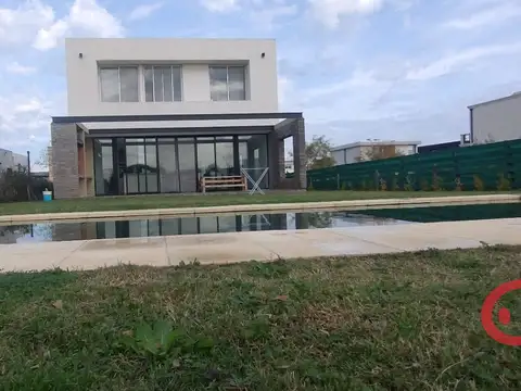 Casa en Venta de 5 dormitorios