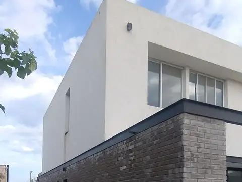 Casa en Venta 1 año