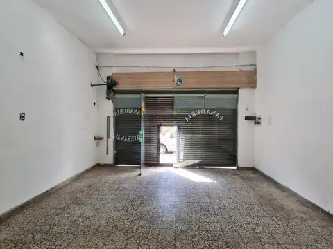 GALPÓN C/LOCAL EN ALQUILER, C. MADERO. ALQUILER