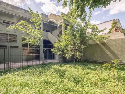 VENTA-5 AMBIENTES- CON PATIO- VILLA LUGANO