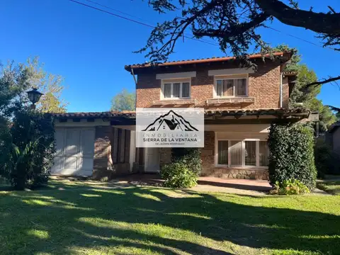 Casa en venta c/ cochera en Sierra de la Ventana