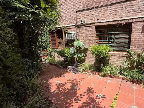 Casa en Venta en Belgrano R, USD 440.000
