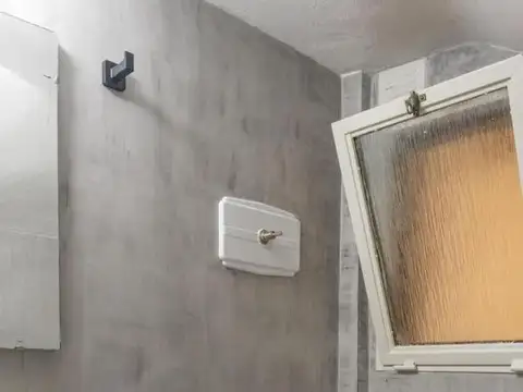 Depto Tipo Casa en Alquiler 48 años
