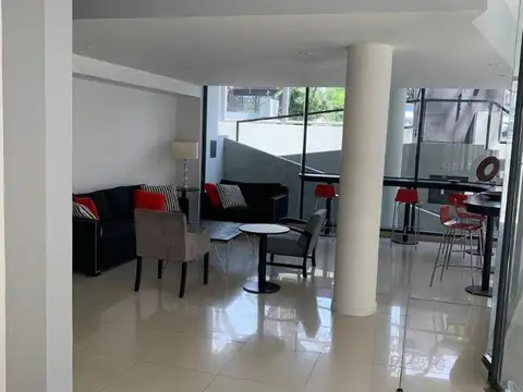 Departamento en Alquiler en Martínez, USD 890