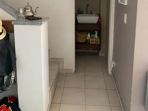 Depto Tipo Casa en Venta en Merlo, USD 155.000