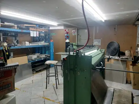 Galpon en Venta 21  mts Fondo