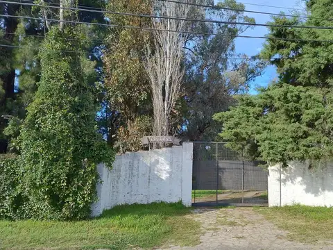 Quinta en Venta con 3 cocheras