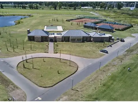 Terreno en Venta 20  mts Frente