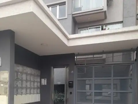 ALQUILER DEPARTAMENTO 2 AMBIENTES AL FRENTE CON BALCON MORON
