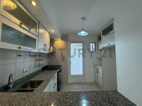 Falucho 2900, Piso 0