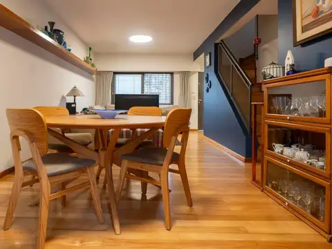 Depto Tipo Casa 5 ambientes con 2 baños