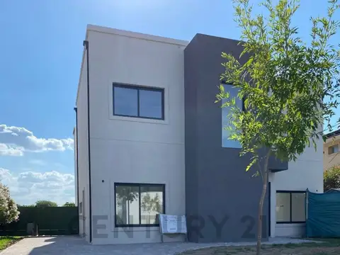 Casa en Venta en Pilar del Este - Casas del Este, USD 249.000