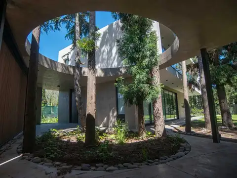 VENTA CASA 4 AMB PISCINA A ESTRENAR  GREENVILLE