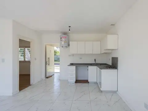 VENTA PH 2 AMB CON JARDIN BARRIO MALVINAS GREEN