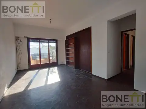 Departamento en  Mercedes. 3 ambientes con balcón