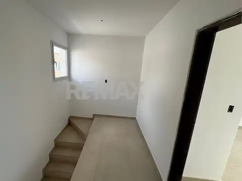 Depto Tipo Casa en Venta en General Fernández Oro, USD 120.000