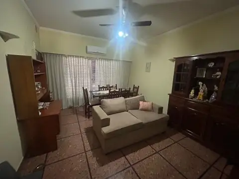 Casa en Alquiler de 3 dormitorios