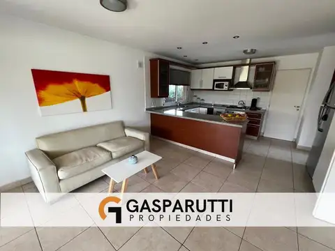 Casa 4 ambientes con 4 baños