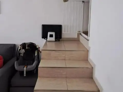 Venta 2 viviendas s/lote de 300 m² (Excelente estado!)