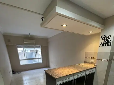 * MODERNO DEPTO 2 AMBIENTES CENTRO DE RAMOS MEJIA * TERRAZA INDIVIDUAL CON PARRILLA * LAVADERO