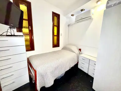 Depto Tipo Casa en Venta 52 años