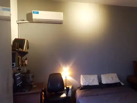 PH 3 ambientes con patio. Reciclado. Impecable.