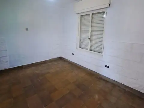 casa en venta de 2 ambientes en Longchamps