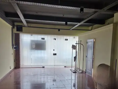 Local en Alquiler en San Isidro, $ 3.000.000