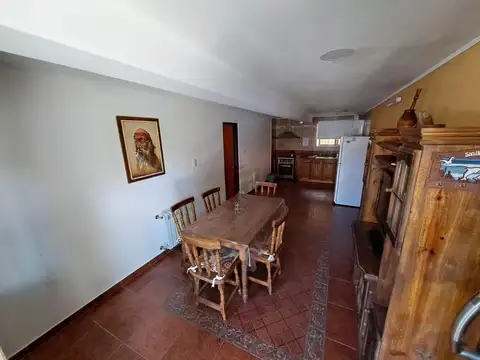 La Rioja e/ Machado y Belgrano