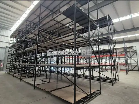 Depósito 600 m² en Alquiler dentro de Predio Cerrado en Canning