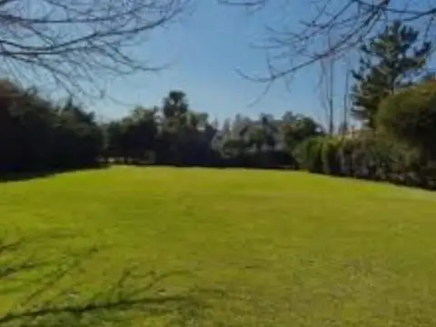Terreno en Venta en Campos De Álvarez, USD 210.000