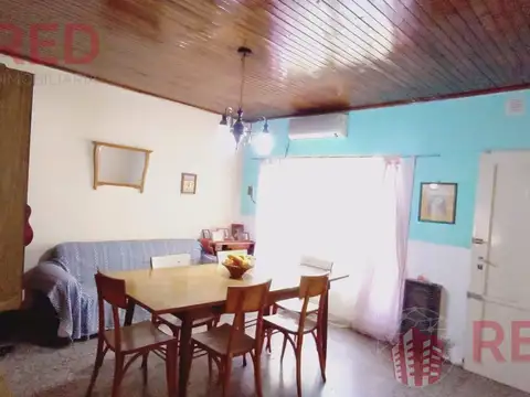 Casa 4 ambientes con 1 baño