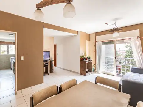 Av. Crisologo larralde 2200