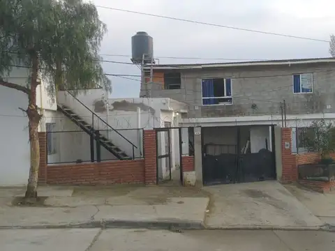 VENTA CASA Y DOS DEPTOS, 3 DE FEBRERO, CALETA OLIVIA