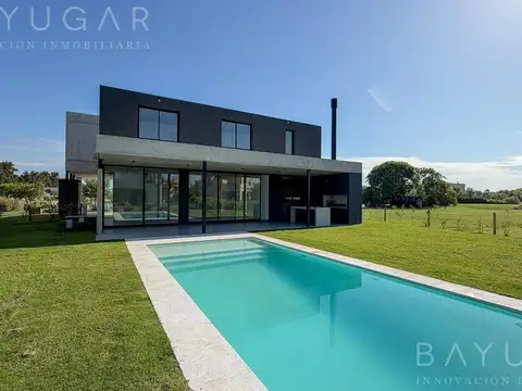 Casa en Venta de 5 dormitorios