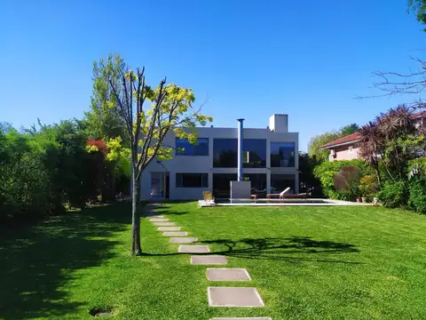 Casa en Alquiler Temporal de 4 dormitorios
