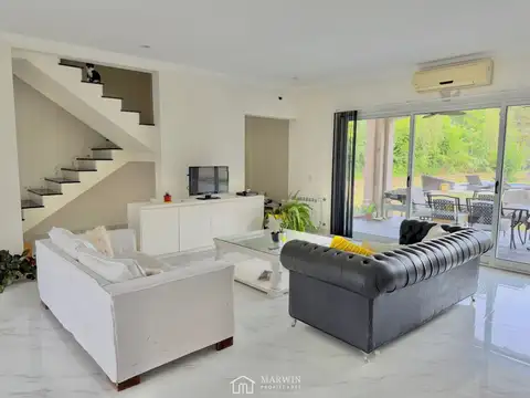 Casa en Venta en Coronel Brandsen, USD 390.000