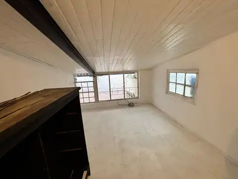 Depto Tipo Casa en Alquiler de 2 ambientes