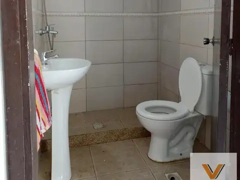 Casa 3 ambientes con 1 baño