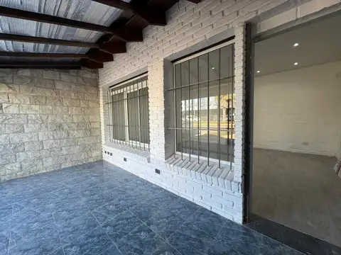 Local en Alquiler en Constitución, USD 900
