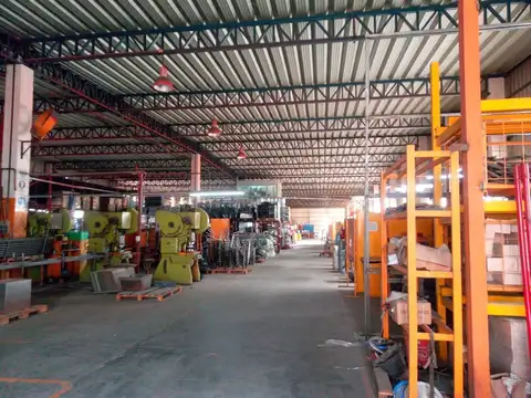 VENTA - NAVE INDUSTRIAL - Parque Ind. San Fco