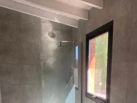 ruta 40 km 2232 (40 05’27’’.24’’S 71 08’27’’.74’’ O)