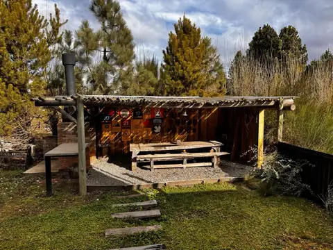 ruta 40 km 2232 (40 05’27’’.24’’S 71 08’27’’.74’’ O)