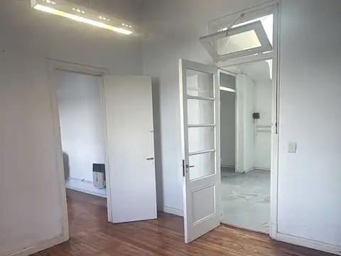Local en Alquiler en Florida Mitre/Este, $ 1.950.000
